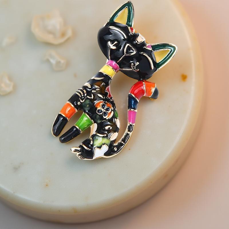 Ръчно изработена Boho брошка с форма на коте