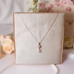 Колие Маги е изработено от медна сплав, специално PVD покритие за