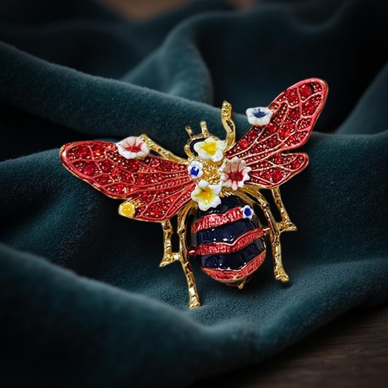 Брошка "пролетна пчела" е много цветна, блестяща и неповторима. Красивите и цветове създават настроение и впечатляват с красотата си.