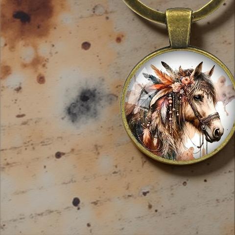 Цветен ключодържател "Индиански кон". Впечатлява с изчистен дизайн, цветният, стил, елегантност и красота.